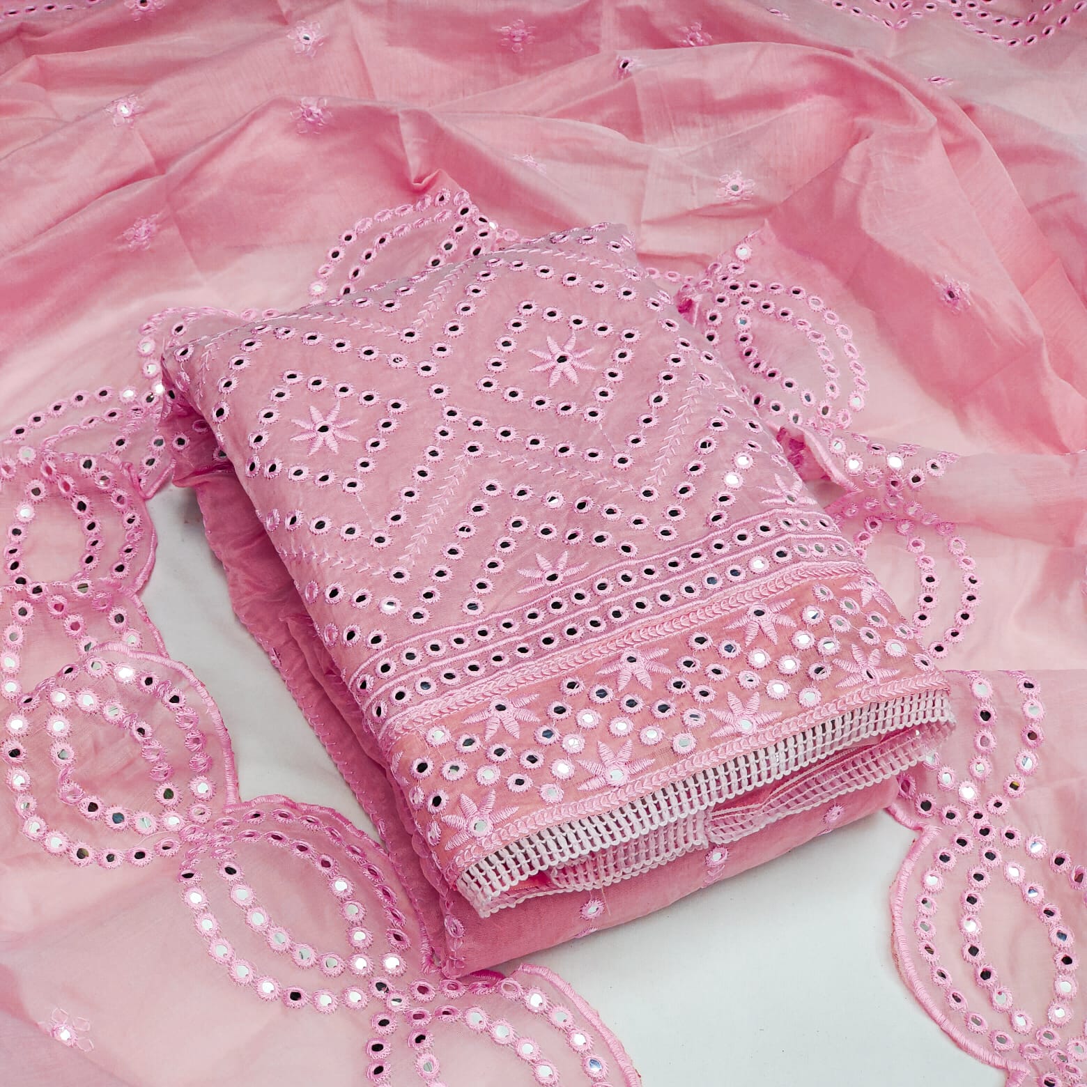 Flamingo Pink Mirror Work Bandhani Cotton 3-Piece Salwar Suit Material –  Avishya.com